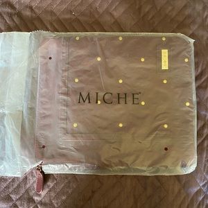 Miche Tech bag- Lincoln Luxe Tablet sleeve